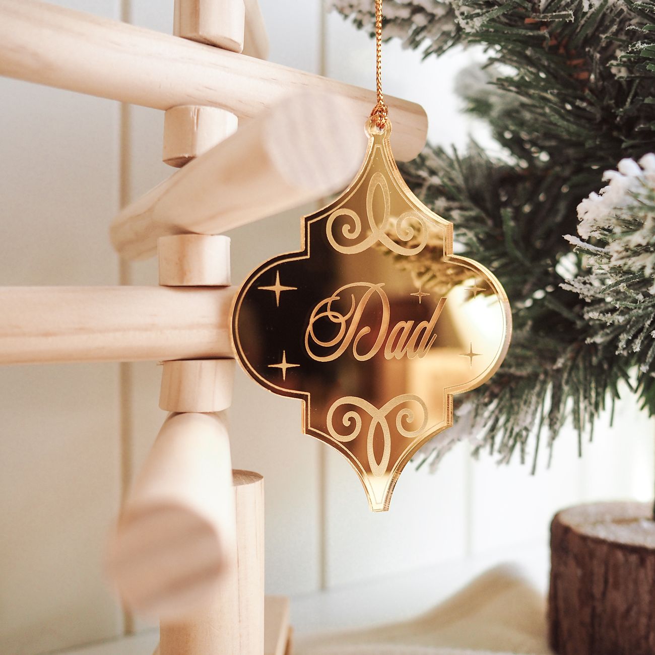 Christmas Arabesque ornament